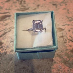 Lamiere 925 sterling silver engagement ring with large diamondique stone